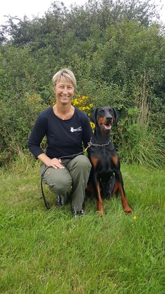Qualified for the Danish Championship i the Danish Police-dog Club.